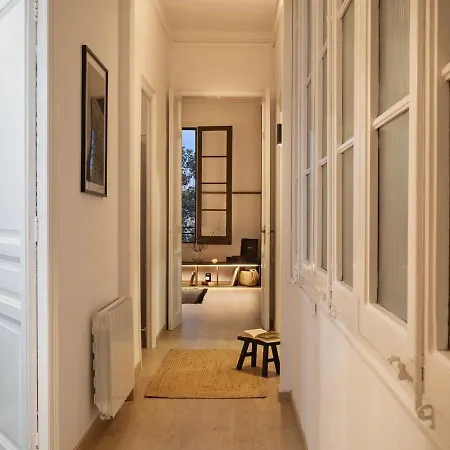 Spacest - Passeig De Sant Joan B * Barcelona
